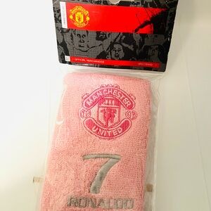 Manchester United Pink Wristband
